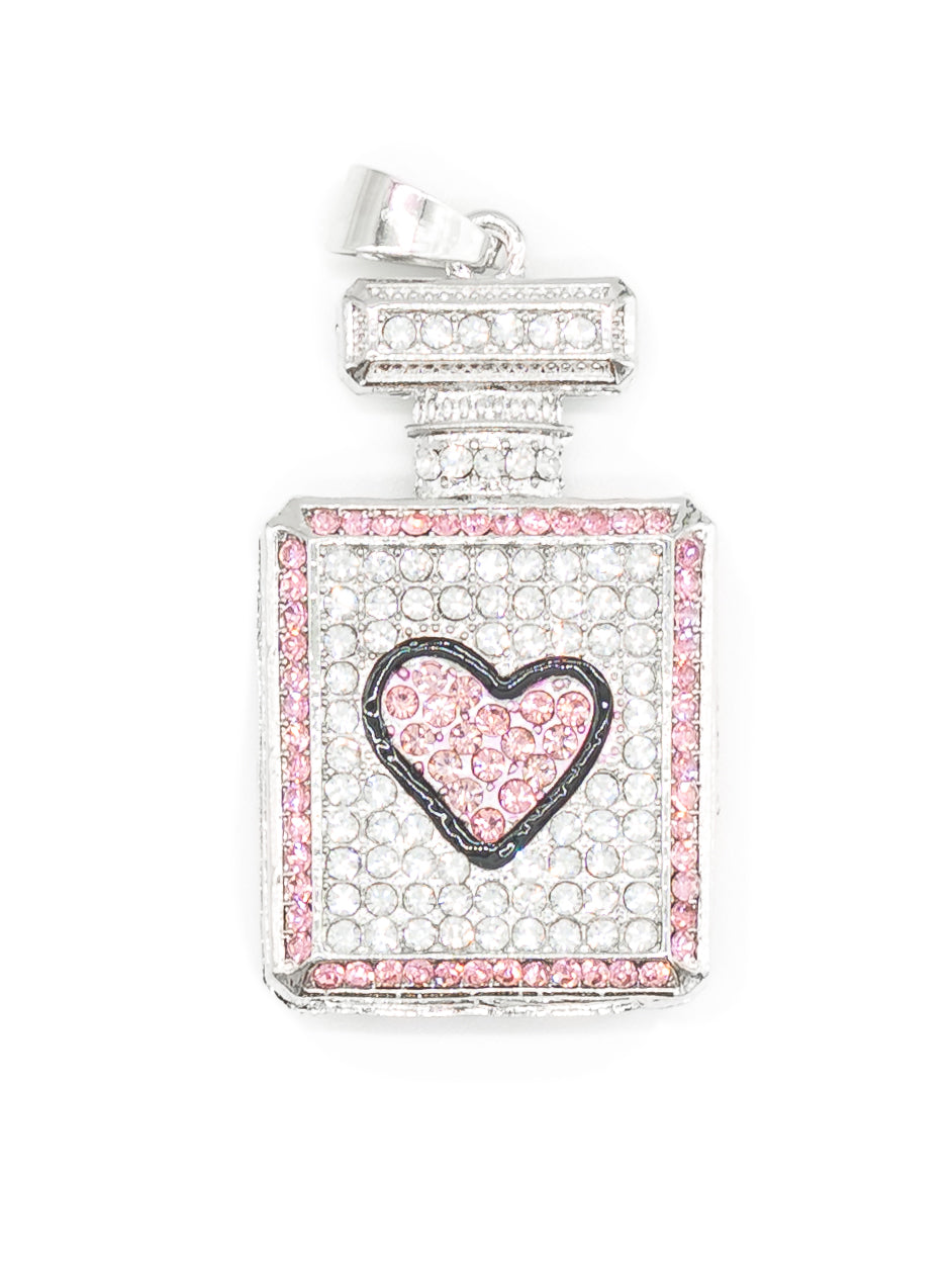 Vario Anhänger in Form eines Parfümflakons – silberfarben, dicht mit klarem Strass besetzt, rosa Steinrahmen und rosa Herz auf der Vorderseite, von CurvyRausch