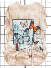 Blusenshirt mit Schmetterlinge - Motiv - CurvyRausch - Neuheit - Plus Size Damenmode