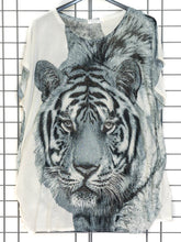 Blusenshirt mit Tiger - Motiv - CurvyRausch - Neuheit - Plus Size Damenmode