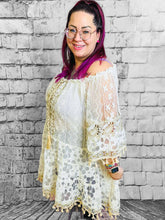 Boho Tunika mit Blumenspitze und Quasten - CurvyRausch - Plus Size Damenmode