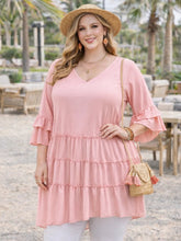 Boho Tunika mit Rüschen & V - Ausschnitt – in großen Größen von CurvyRausch. Stylische Plus Size Fashion für kurvige Frauen.