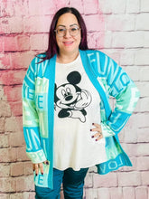 Cardigan Words von Zwillingsherz – in großen Größen von CurvyRausch. Stylische Plus Size Fashion für kurvige Frauen.