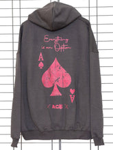 Cozy Hoodie ACE – in großen Größen von CurvyRausch. Stylische Plus Size Fashion für kurvige Frauen.