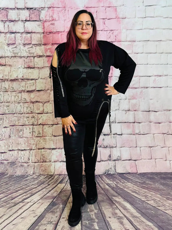 Destroy Look Shirt Skull mit Ketten – in großen Größen von CurvyRausch. Stylische Plus Size Fashion für kurvige Frauen.