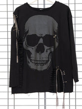 Destroy Look Shirt Skull mit Ketten – in großen Größen von CurvyRausch. Stylische Plus Size Fashion für kurvige Frauen.