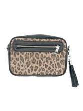 Echtleder Leo - Tasche – stylisch & edel mit Quaste – in großen Größen von CurvyRausch. Stylische Plus Size Fashion für kurvige Frauen.