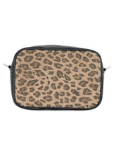 Echtleder Leo - Tasche – stylisch & edel mit Quaste – in großen Größen von CurvyRausch. Stylische Plus Size Fashion für kurvige Frauen.