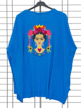 Eleganter Feinstrick - Cardigan mit Frida - Motiv - CurvyRausch - Neuheit - Plus Size Damenmode