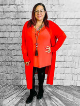 Elegantes Top mit Spitze von Magna – in großen Größen von CurvyRausch. Stylische Plus Size Fashion für kurvige Frauen.