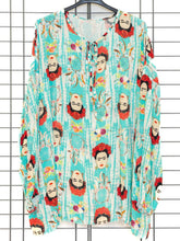 Frida Kahlo Bluse mit Traumfänger - CurvyRausch - Neuheit - Plus Size Damenmode