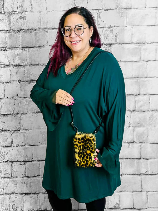 Handytasche Leo aus Echtleder XL - Quasten - CurvyRausch - Neuheit - Plus Size Damenmode