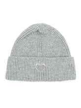 Herzchen Grobstrick Mütze mit 3D - Optik – in großen Größen von CurvyRausch. Stylische Plus Size Fashion für kurvige Frauen.