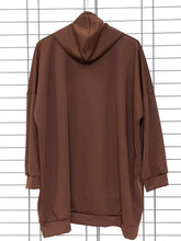 ICONIC Hoodie mit Teddy - Schriftzug – in großen Größen von CurvyRausch. Stylische Plus Size Fashion für kurvige Frauen.