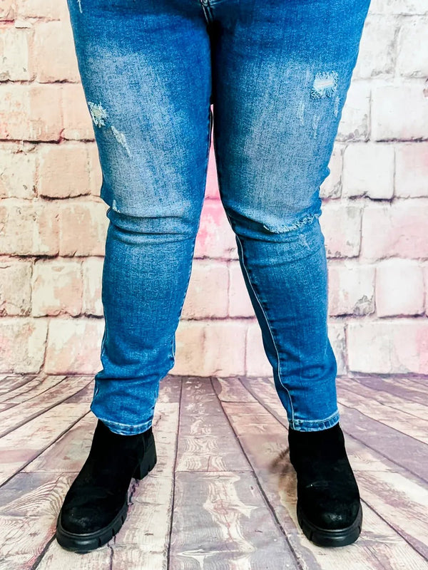 Jeans mit Cuts – zweite Ansicht