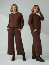 Jogger mit breitem Schnitt – Cozy Curvy Style – in großen Größen von CurvyRausch. Stylische Plus Size Fashion für kurvige Frauen.