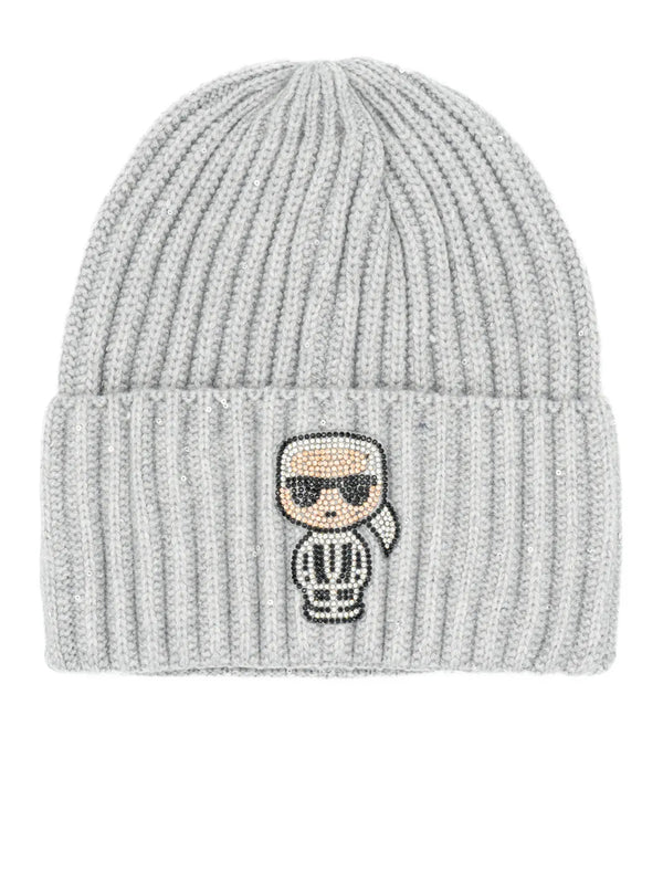 Karlchen Mütze mit Strass & Glitzer – in großen Größen von CurvyRausch. Stylische Plus Size Fashion für kurvige Frauen.