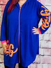 King Sweatjacke mit Neon - Print – in großen Größen von CurvyRausch. Stylische Plus Size Fashion für kurvige Frauen.