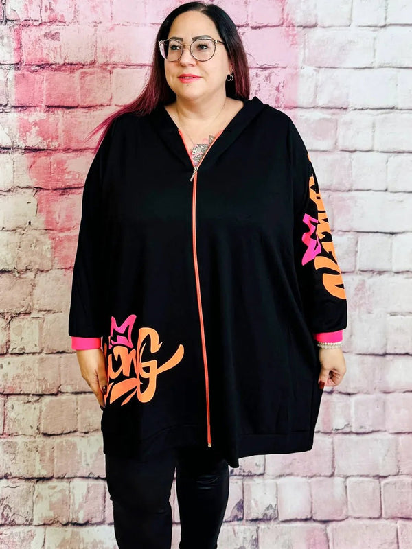 King Sweatjacke mit Neon - Print – in großen Größen von CurvyRausch. Stylische Plus Size Fashion für kurvige Frauen.
