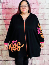 King Sweatjacke mit Neon - Print – in großen Größen von CurvyRausch. Stylische Plus Size Fashion für kurvige Frauen.