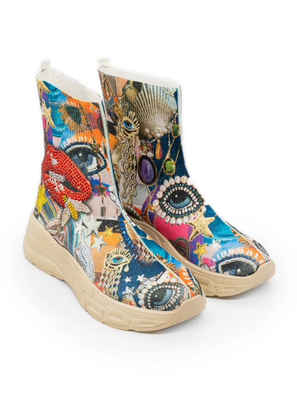 Künstlerische Socken-Sneaker | Blickfang – zweite Ansicht