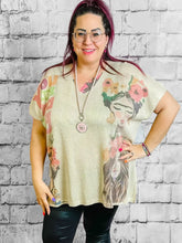 Kunstvolles Shirt mit Frida - Motiv - CurvyRausch - Neuheit - Plus Size Damenmode