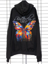 Kuscheliger Oversize Hoodie mit Butterfly Rückenprint – in großen Größen von CurvyRausch. Stylische Plus Size Fashion für kurvige Frauen.