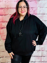 Kuscheliger Oversize Hoodie mit Butterfly Rückenprint – in großen Größen von CurvyRausch. Stylische Plus Size Fashion für kurvige Frauen.