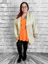 Leichter Cardigan mit Metallic - Zungen - Print - CurvyRausch - Neuheit - Plus Size Damenmode