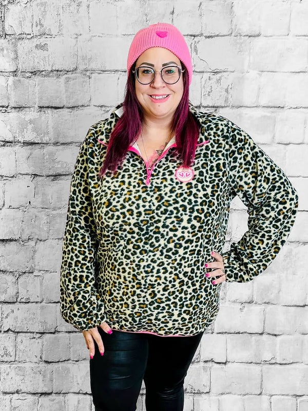 Leo Lover Allover Fleece Troyer | Zwillingsherz - CurvyRausch - Plus Size Damenmode