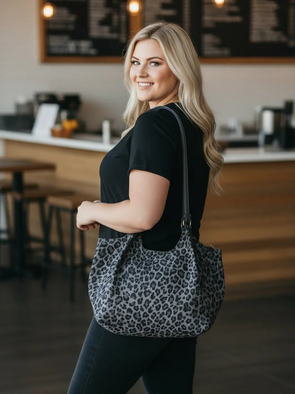 Leo - Shopper Grau Schwarz – Echtleder Tasche – in großen Größen von CurvyRausch. Stylische Plus Size Fashion für kurvige Frauen.