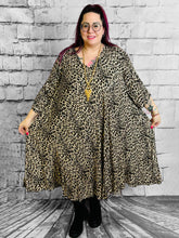 Leokleidchen im Trend - CurvyRausch - Neuheit - Plus Size Damenmode