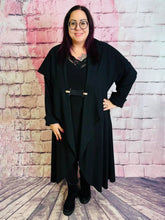 Mäntelchen von Allocca – Elegante Boutique - Ware – in großen Größen von CurvyRausch. Stylische Plus Size Fashion für kurvige Frauen.