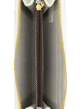 Modische Geldbörse – stilvoll & praktisch – in großen Größen von CurvyRausch. Stylische Plus Size Fashion für kurvige Frauen.