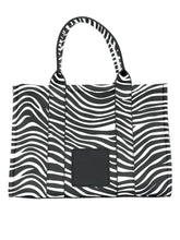 Modische Tasche mit Schultergurt Zebra Edition – in großen Größen von CurvyRausch. Stylische Plus Size Fashion für kurvige Frauen.