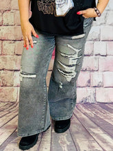 Monday Premium Jeans – Destroy Look in Anthrazit – in großen Größen von CurvyRausch. Stylische Plus Size Fashion für kurvige Frauen.