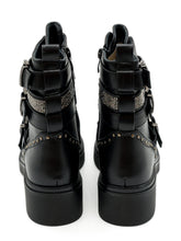 Rockige Boots mit Schnallen & Glitzer – in großen Größen von CurvyRausch. Stylische Plus Size Fashion für kurvige Frauen.