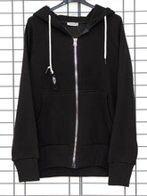 Rockige Skull Sweatjacke mit Glitzer - Style – in großen Größen von CurvyRausch. Stylische Plus Size Fashion für kurvige Frauen.