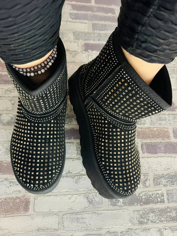 Schwarze Boots mit Strass- und Nietenverzierung – zweite Ansicht