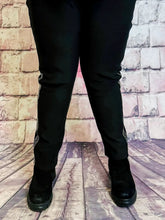 Schwarze Thermo - Leggings mit Strass – in großen Größen von CurvyRausch. Stylische Plus Size Fashion für kurvige Frauen.