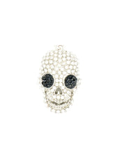 Shiny Skull Charm – Varioanhänger mit Strass – in großen Größen von CurvyRausch. Stylische Plus Size Fashion für kurvige Frauen.