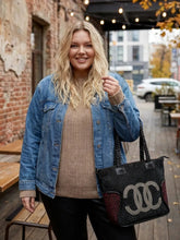 Strass Shopper XXL mit Leoprint – Große Umhängetasche – in großen Größen von CurvyRausch. Stylische Plus Size Fashion für kurvige Frauen.