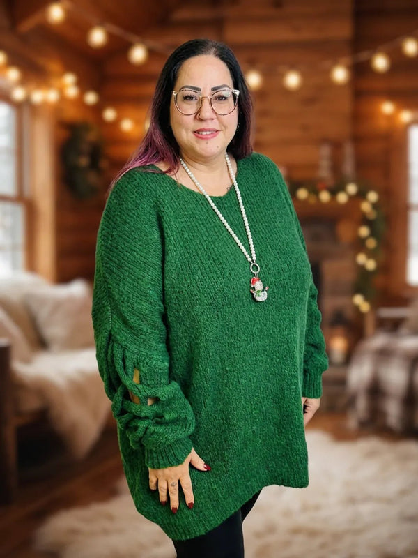 Strickpullover – Sexy Hexi mit Cut - Out Ärmeln – in großen Größen von CurvyRausch. Stylische Plus Size Fashion für kurvige Frauen.