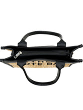 Stylische Schultertasche mit Bast - Optik – in großen Größen von CurvyRausch. Stylische Plus Size Fashion für kurvige Frauen.