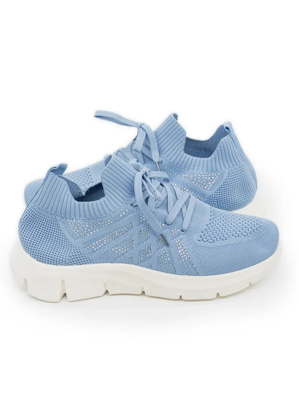 Stylische Sockensneaker mit Strasssteinchen – in großen Größen von CurvyRausch. Stylische Plus Size Fashion für kurvige Frauen.