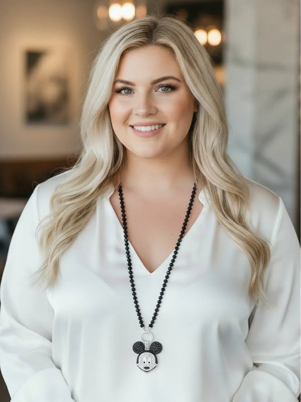 Variokette – Funkelnde Kette mit Mausanhänger – in großen Größen von CurvyRausch. Stylische Plus Size Fashion für kurvige Frauen.