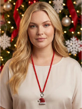 Varioset Weihnachtsmütze mit festlichem Strass - Anhänger – in großen Größen von CurvyRausch. Stylische Plus Size Fashion für kurvige Frauen.