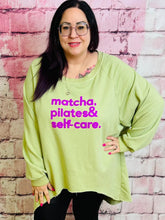 Vokuhila Sweatshirt mit Statement Print – in großen Größen von CurvyRausch. Stylische Plus Size Fashion für kurvige Frauen.