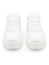 Weißer Sneaker mit Silberprint – in großen Größen von CurvyRausch. Stylische Plus Size Fashion für kurvige Frauen.