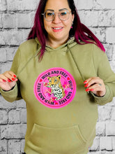 Wild and Free Hoodie von Zwillingsherz | Boutique Ware - CurvyRausch - Neuheit - Plus Size Damenmode