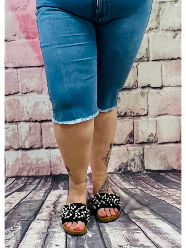 Capri - Jeans mit Strasssteinchen seitlich | 38 - 42 - CurvyRausch - Plus Size Damenmode